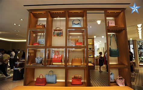 hermes honolulu hawaii.